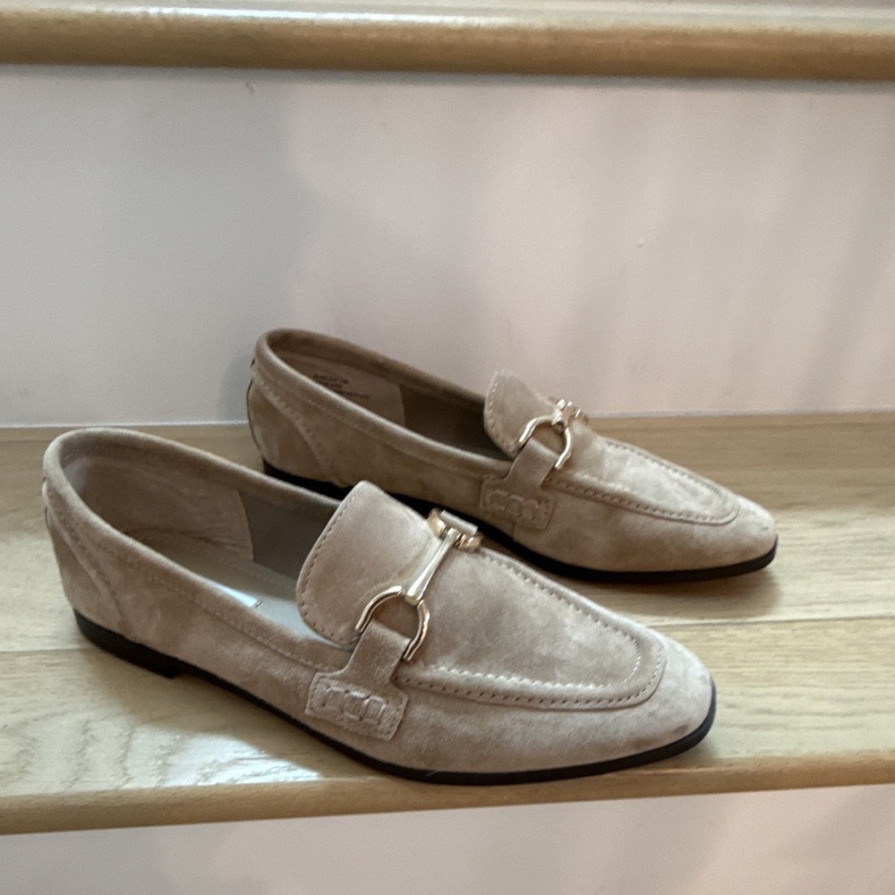 Steve Madden Women's Beige Leather Slip-On Loafer Flats Almond Toe US 7.5 - Picture 2 of 7